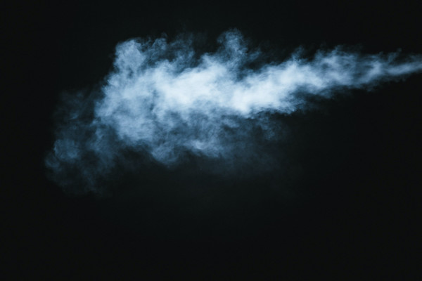 抜け毛の原因 タバコが髪に悪いのはどうして 電子タバコも Every Color Days エブリカラーデイズ